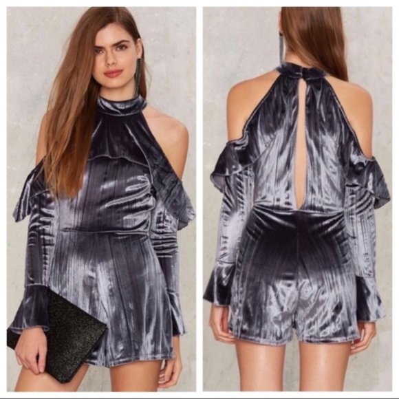 NWT Nasty Gal OML Metallic Silver Velvet Romper - Picture 3 of 11